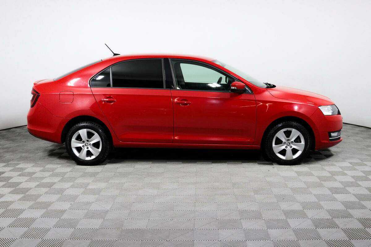 Купить Skoda Rapid с пробегом. Фото: #3
