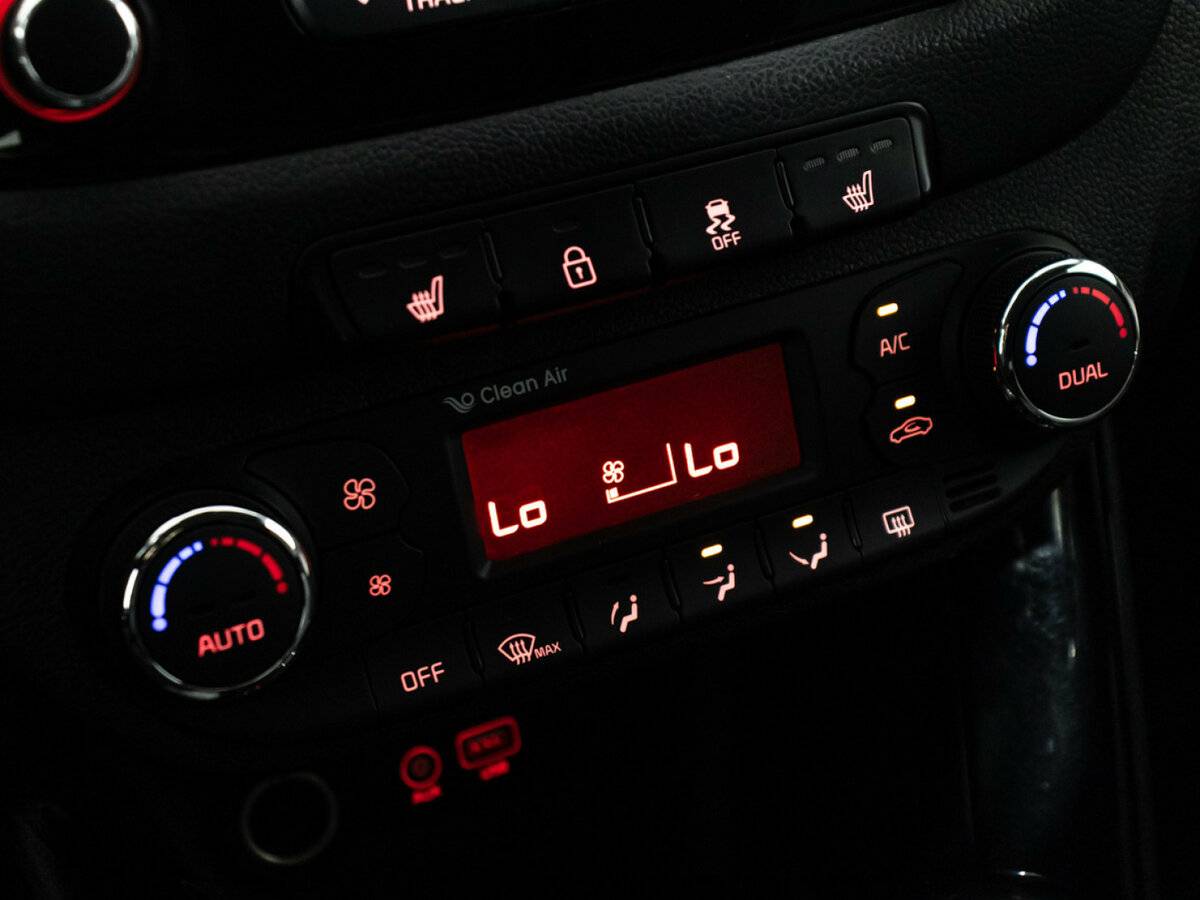 Купить Kia Ceed с пробегом. Фото: #14