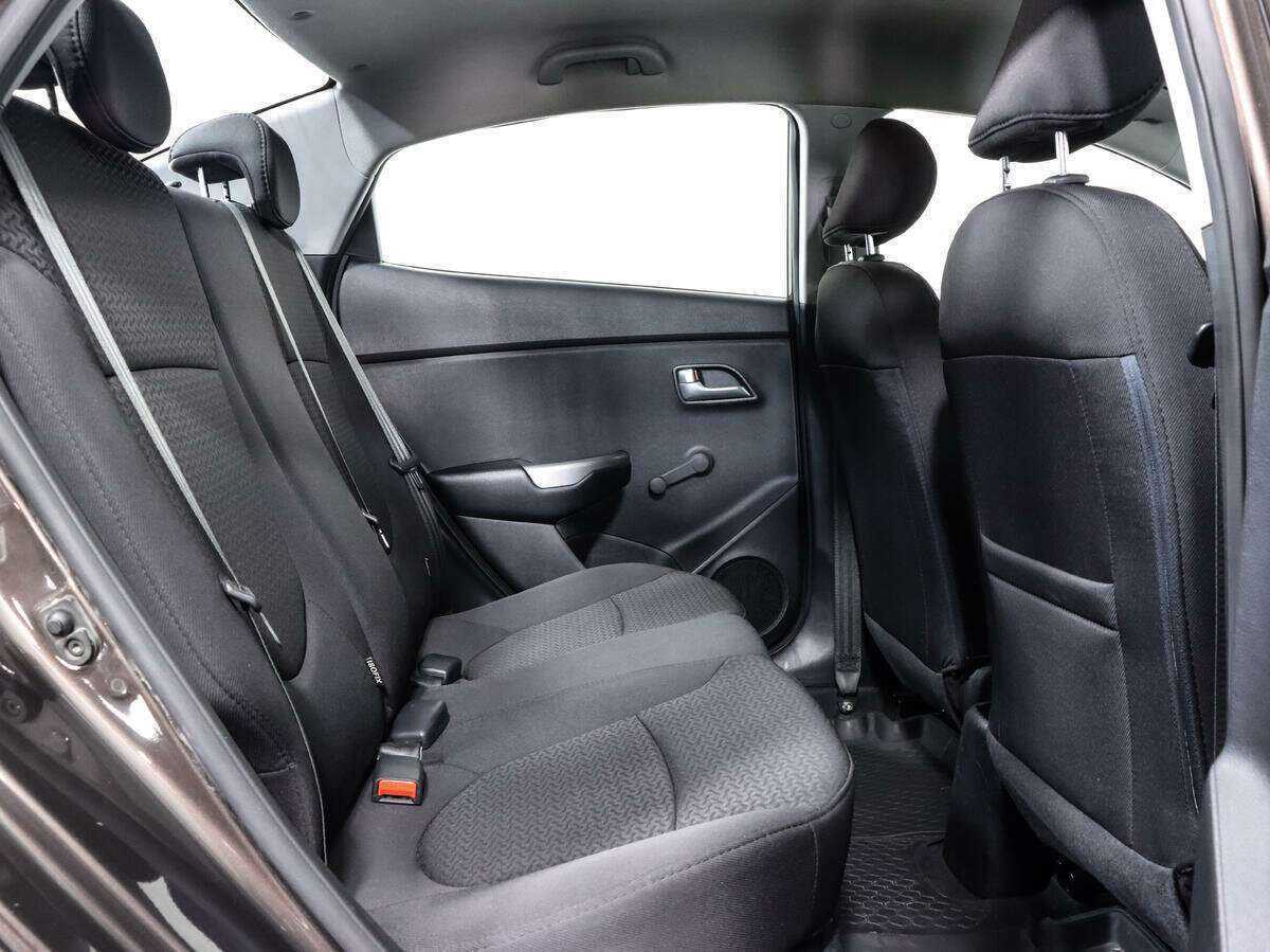 Купить Kia Rio с пробегом. Фото: #11