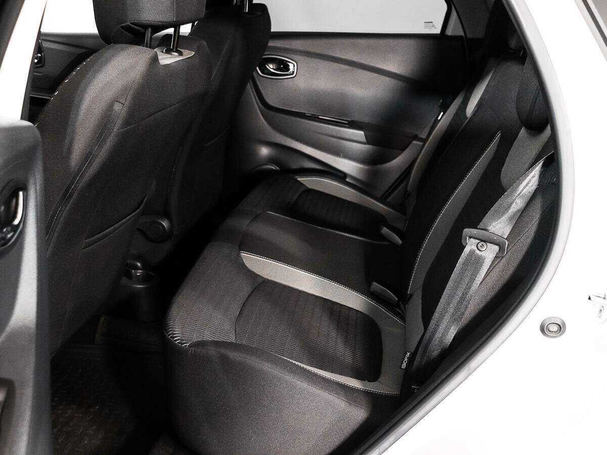 Купить Renault Kaptur с пробегом. Фото: #10