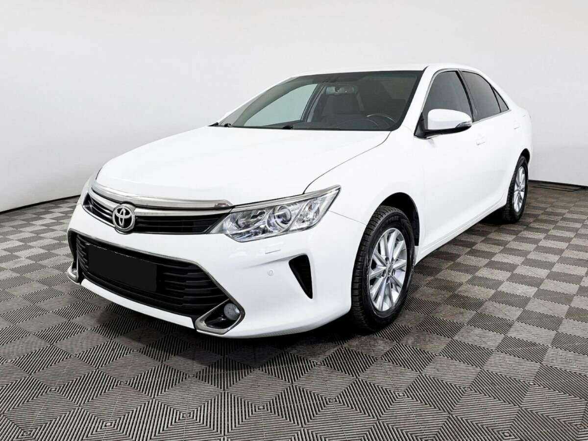 Купить Toyota Camry с пробегом. Посмотреть фото