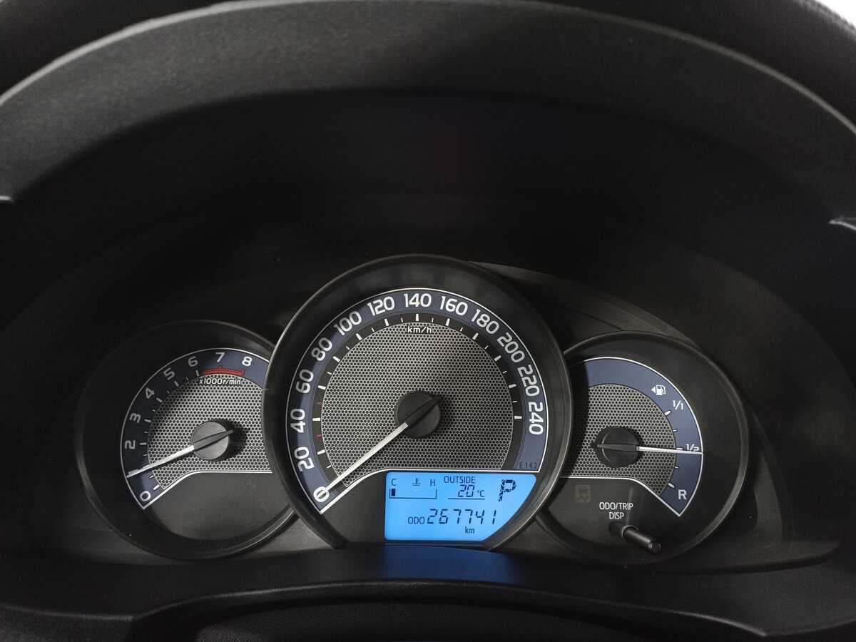 Купить Toyota Corolla с пробегом. Фото: #12