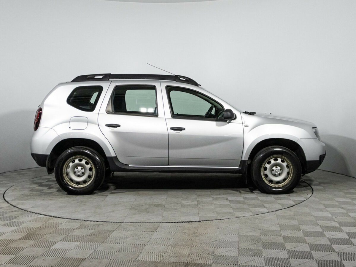 Купить Renault Duster с пробегом. Фото: #3