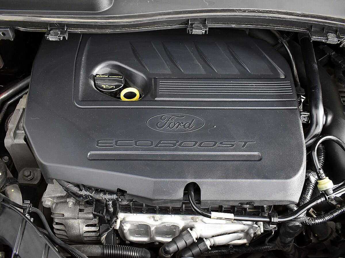 Купить Ford Kuga с пробегом. Фото: #19