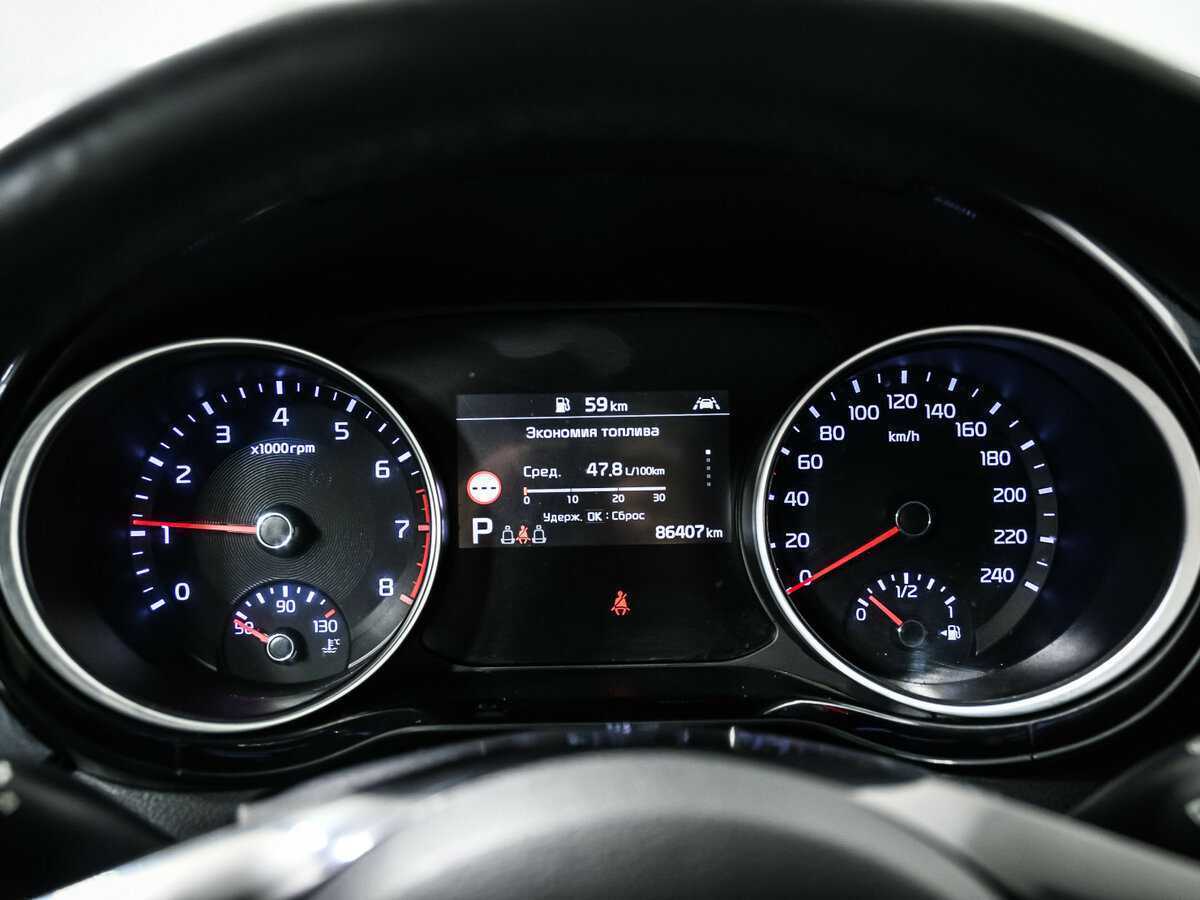 Купить Kia Ceed с пробегом. Фото: #9