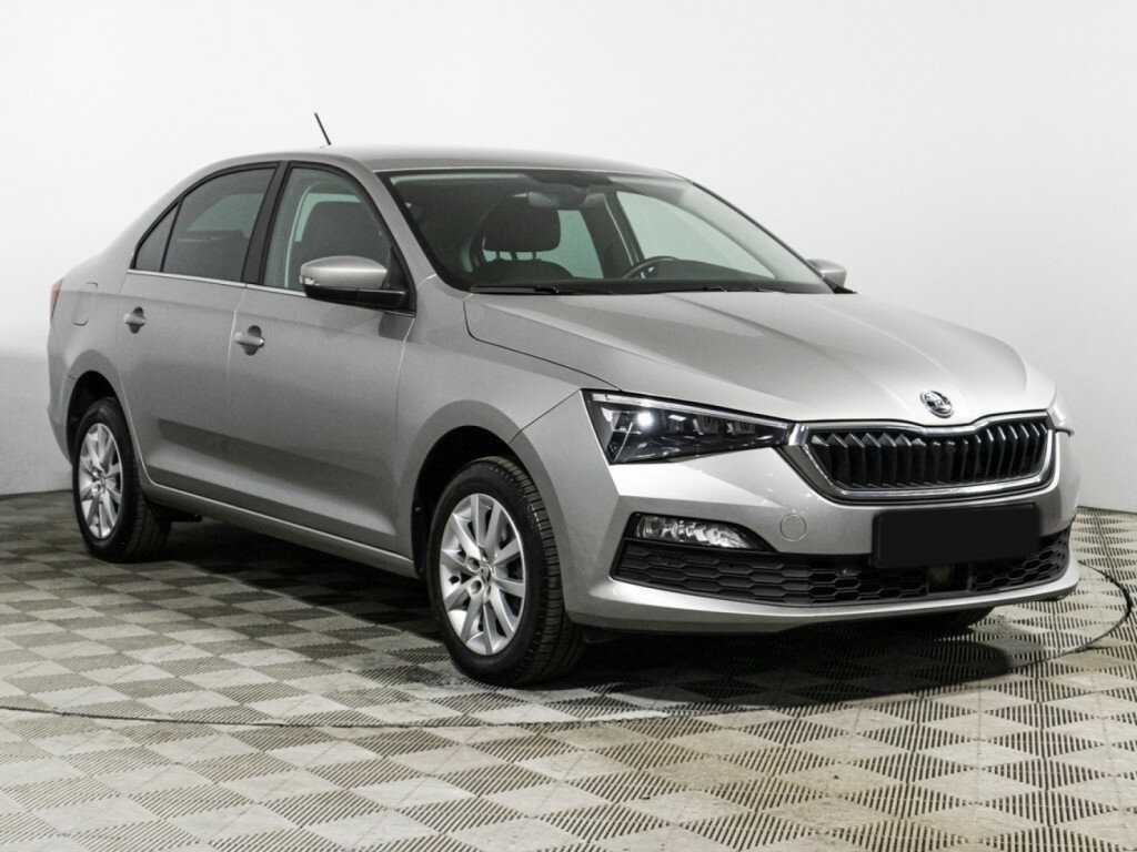 Купить Skoda Rapid с пробегом. Фото: #2