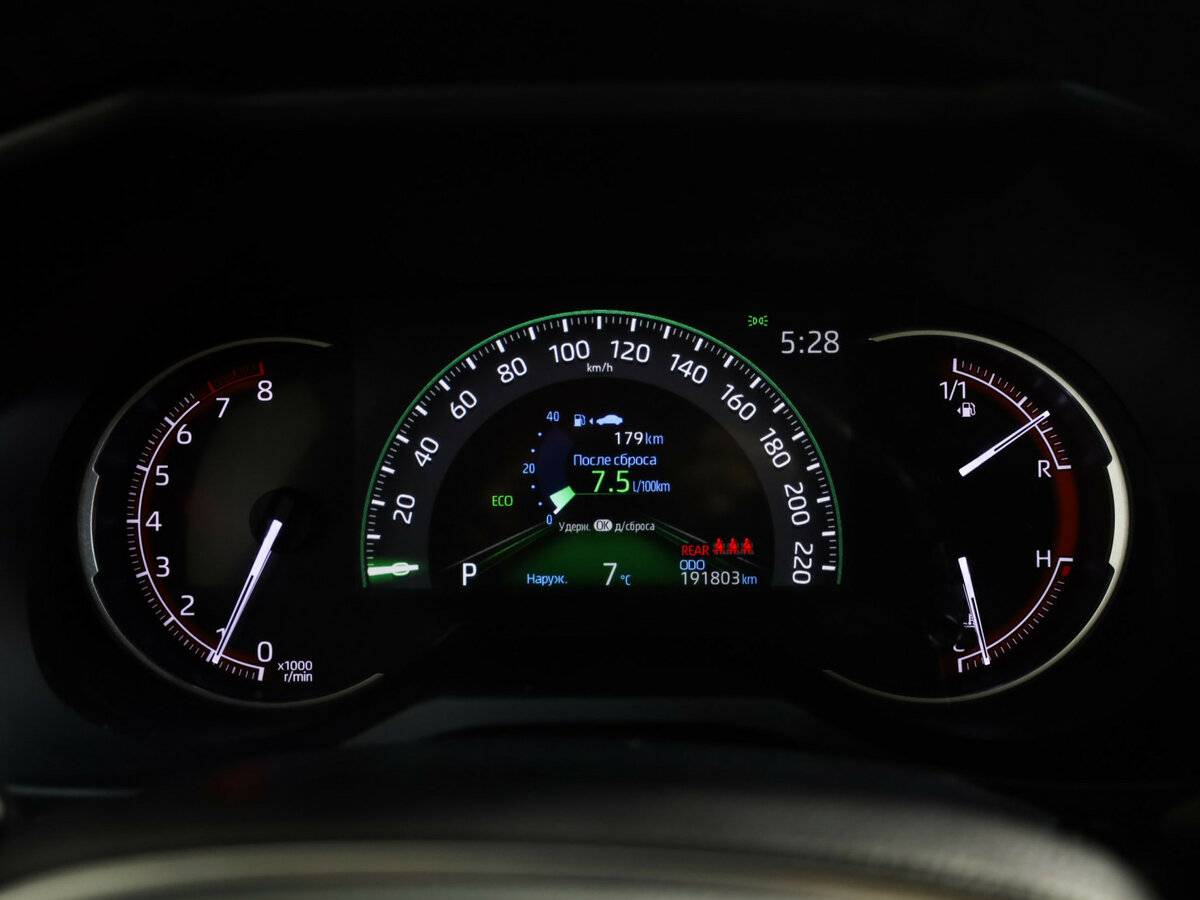 Купить Toyota RAV4 с пробегом. Фото: #7