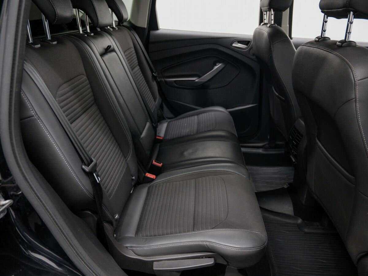 Купить Ford Kuga с пробегом. Фото: #12