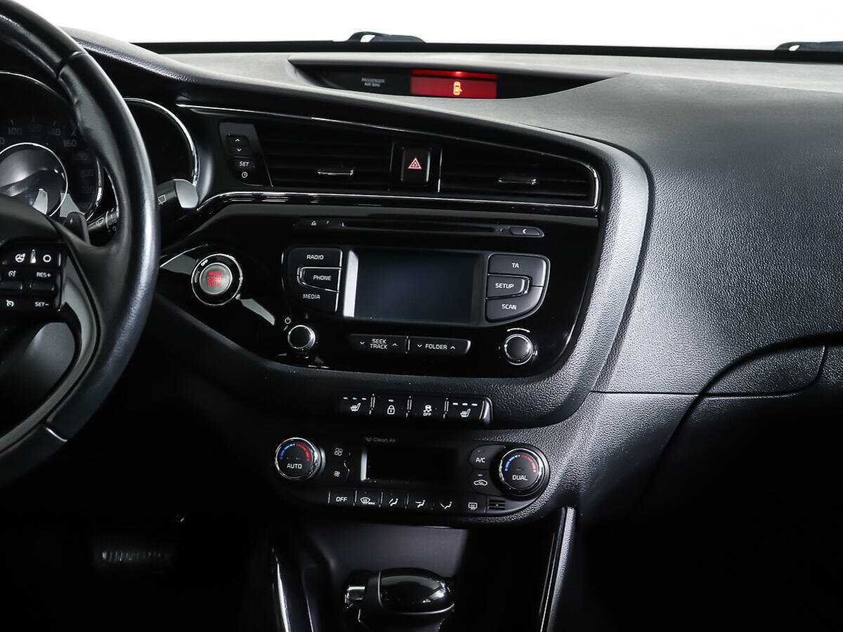 Купить Kia Ceed с пробегом. Фото: #11