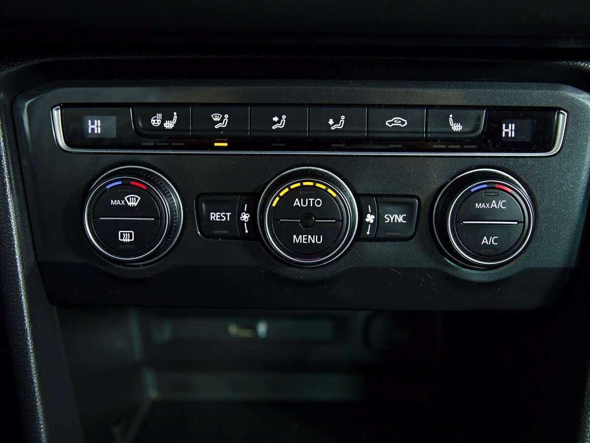 Купить Volkswagen Tiguan с пробегом. Фото: #12