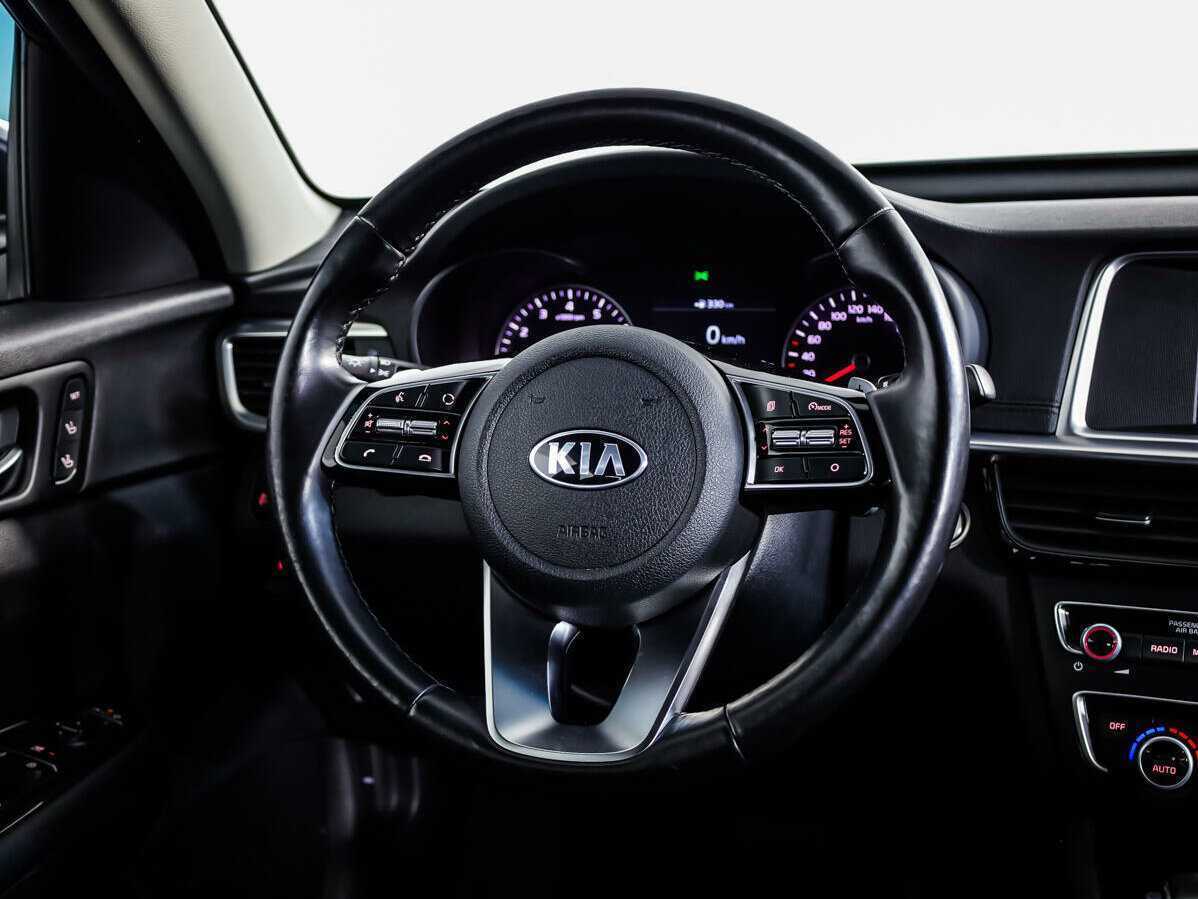 Купить Kia Optima с пробегом. Фото: #9
