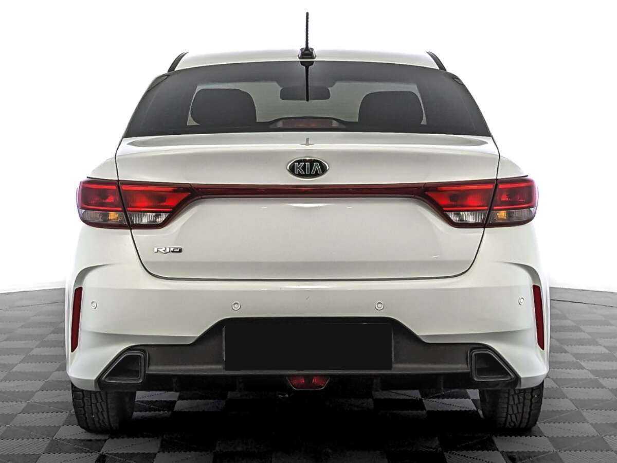 Купить Kia Rio с пробегом. Фото: #5