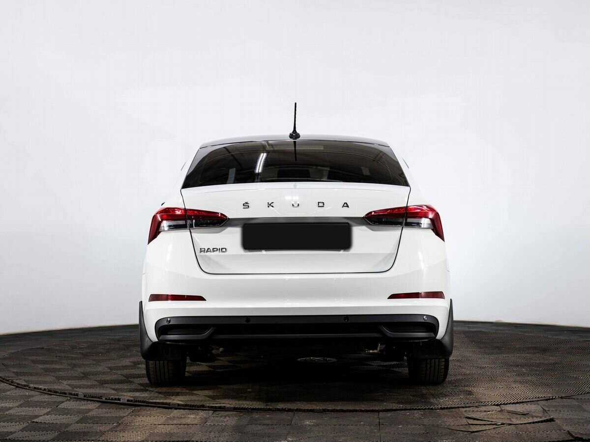 Купить Skoda Rapid с пробегом. Фото: #4