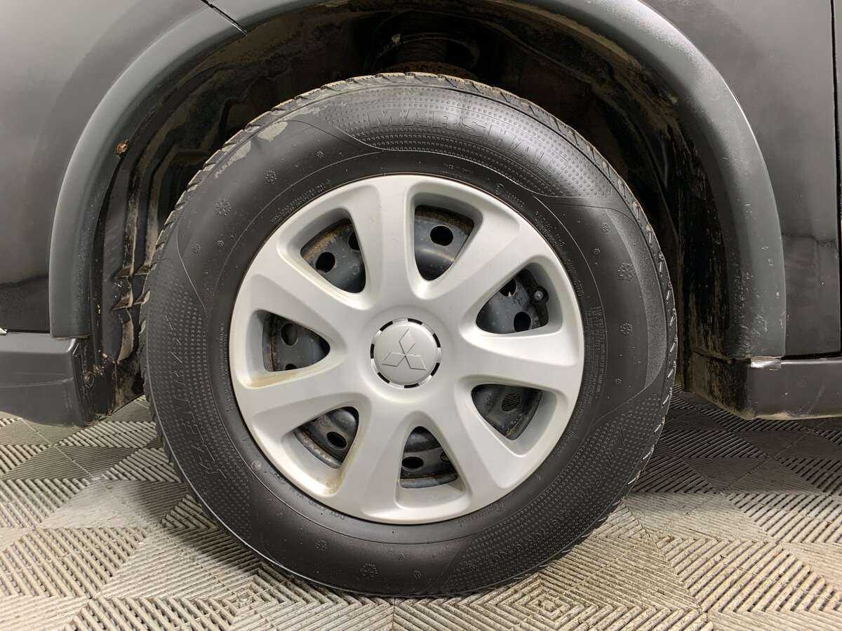 Купить Mitsubishi Outlander с пробегом. Фото: #8