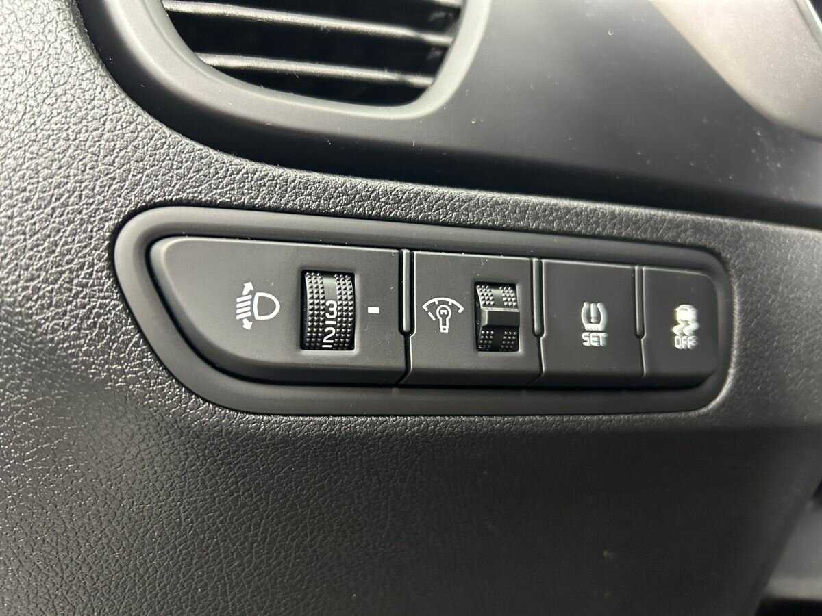 Купить Kia Rio с пробегом. Фото: #8