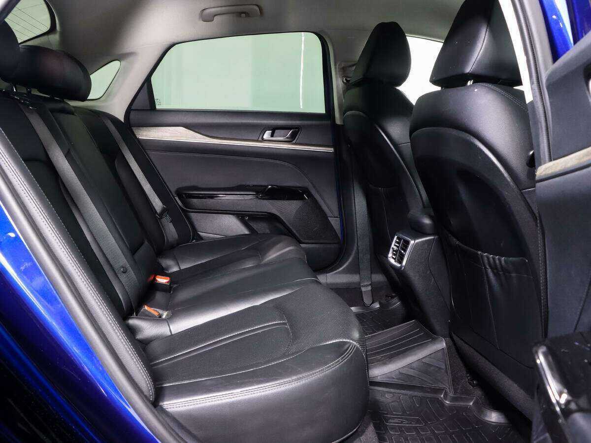 Купить Kia K5 с пробегом. Фото: #13