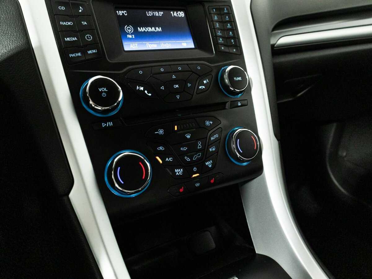 Купить Ford Mondeo с пробегом. Фото: #15