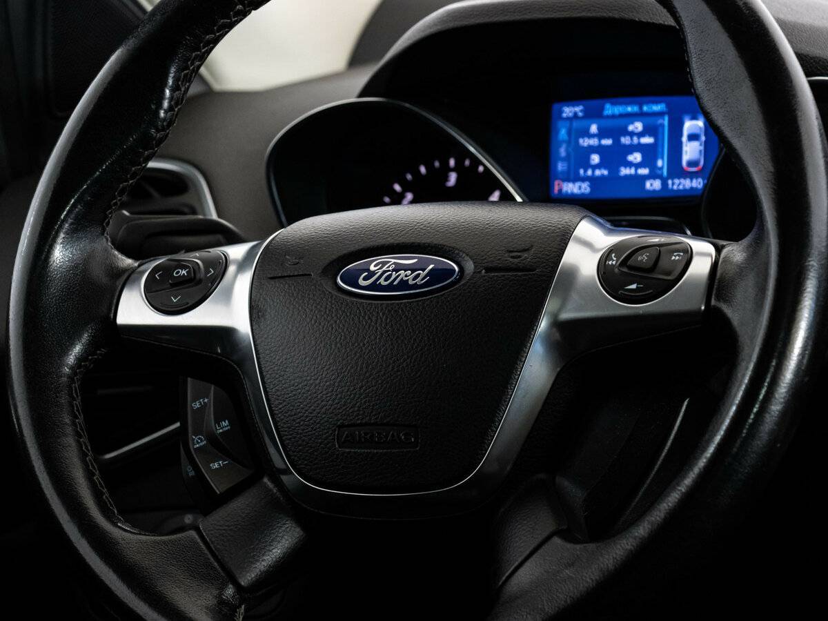 Купить Ford Kuga с пробегом. Фото: #9