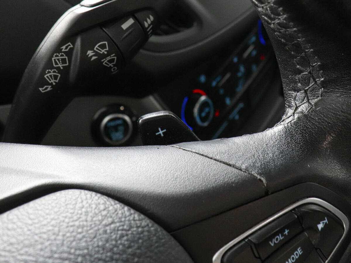 Купить Ford Kuga с пробегом. Фото: #12