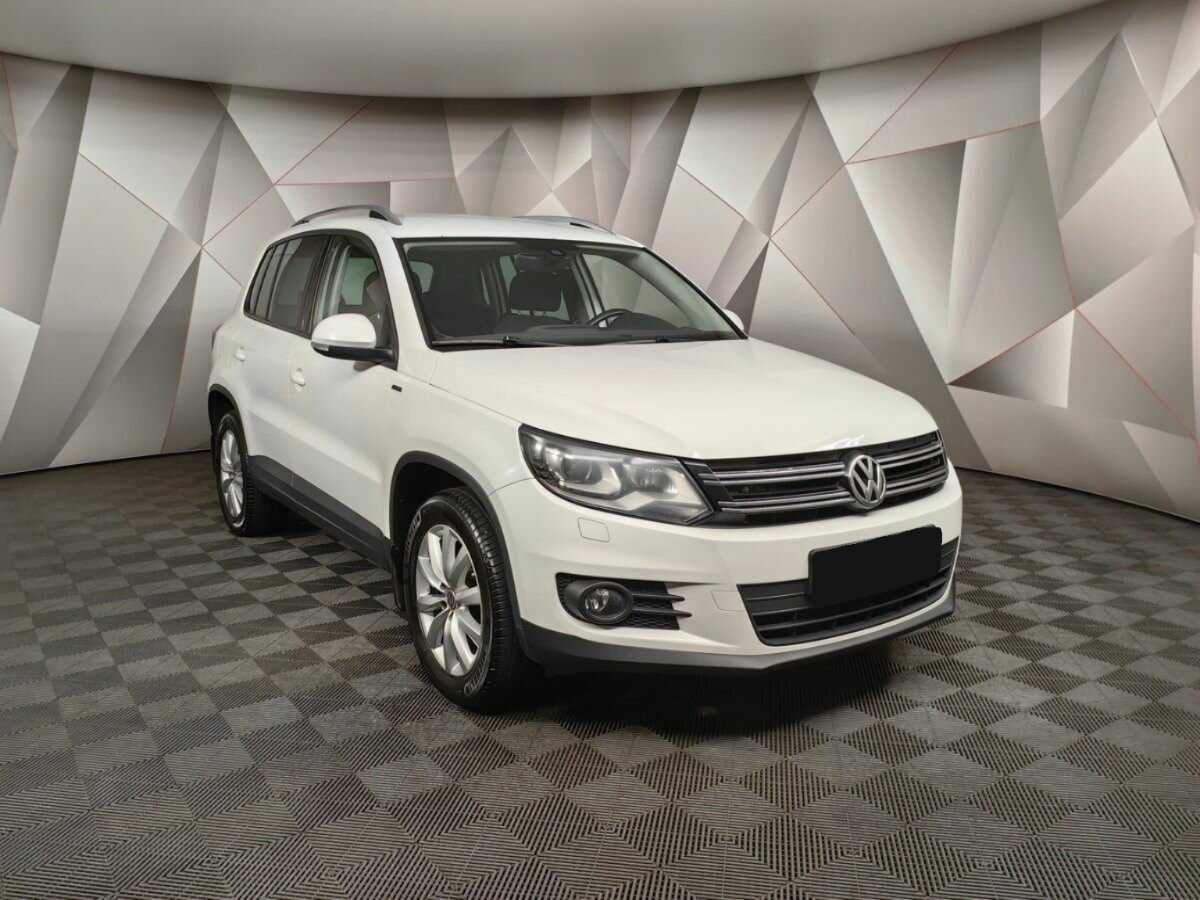 Купить Volkswagen Tiguan с пробегом. Фото: #2