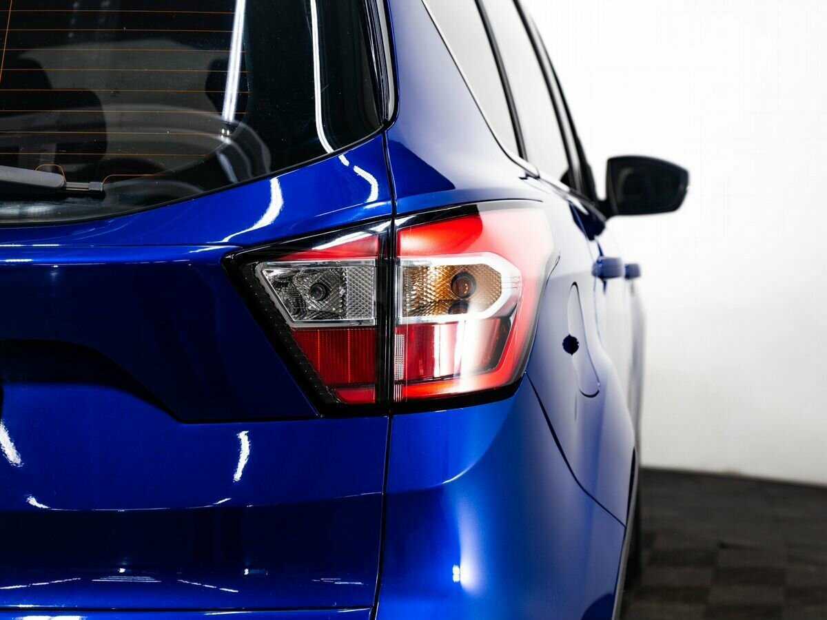 Купить Ford Kuga с пробегом. Фото: #6