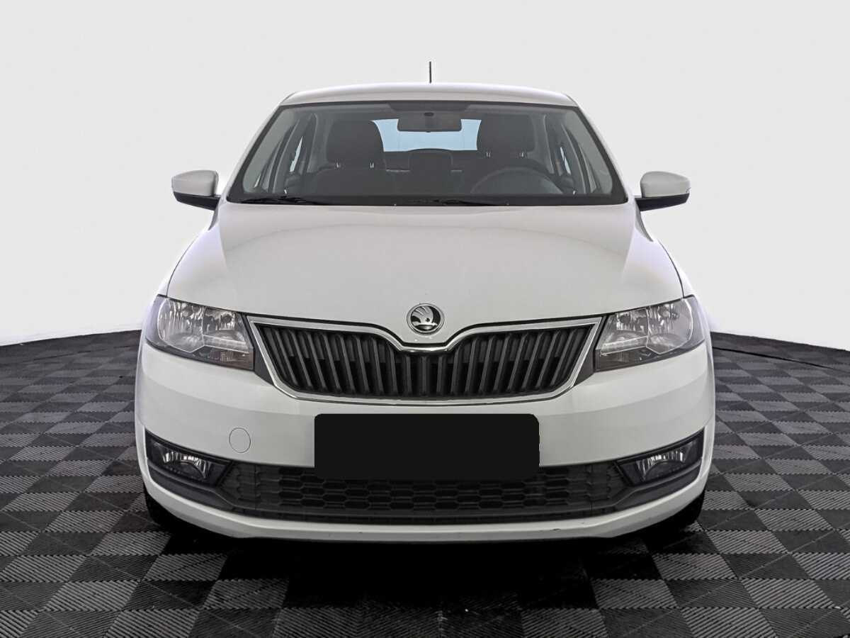 Купить Skoda Rapid с пробегом. Фото: #1