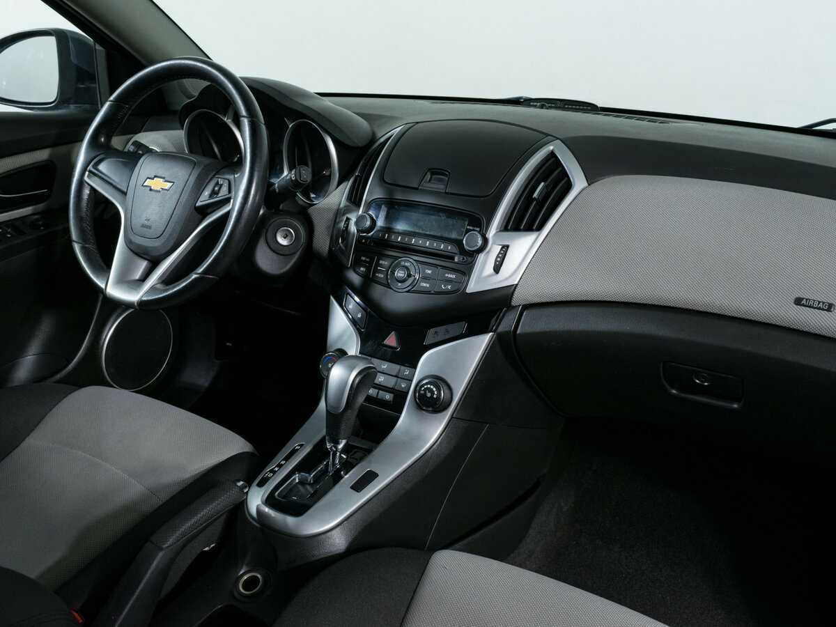 Купить Chevrolet Cruze с пробегом. Фото: #6