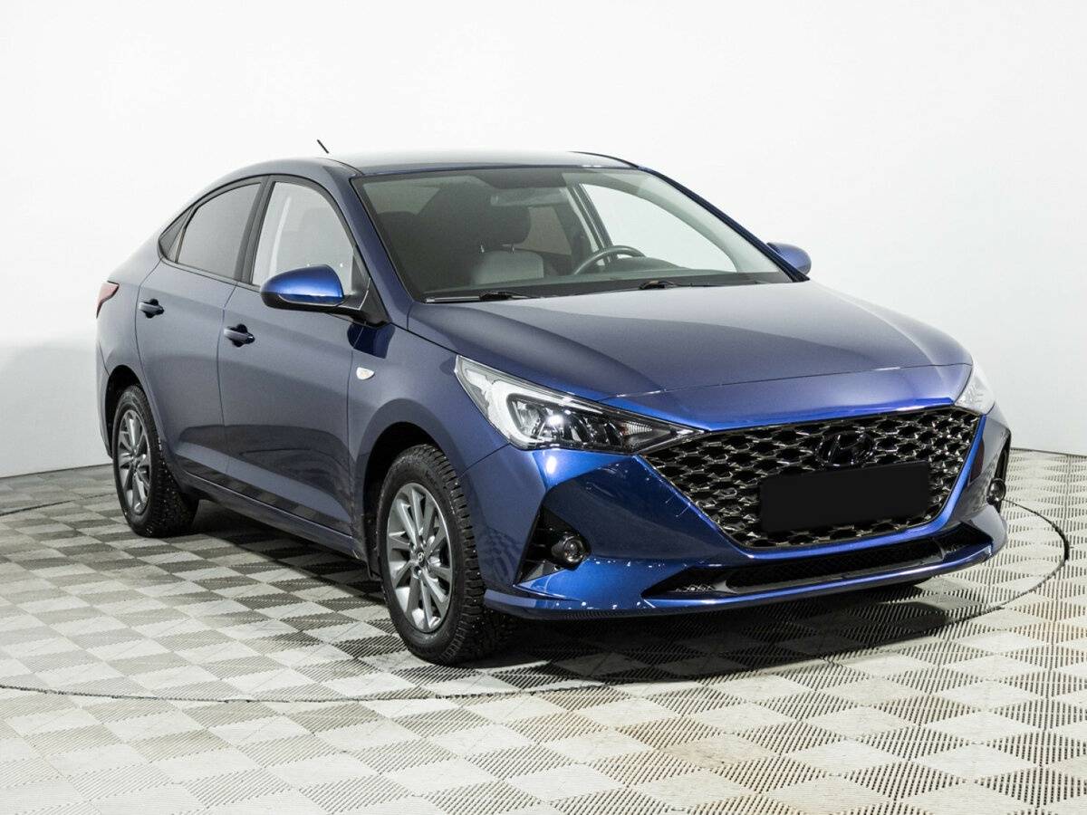 Купить Hyundai Solaris с пробегом. Фото: #2