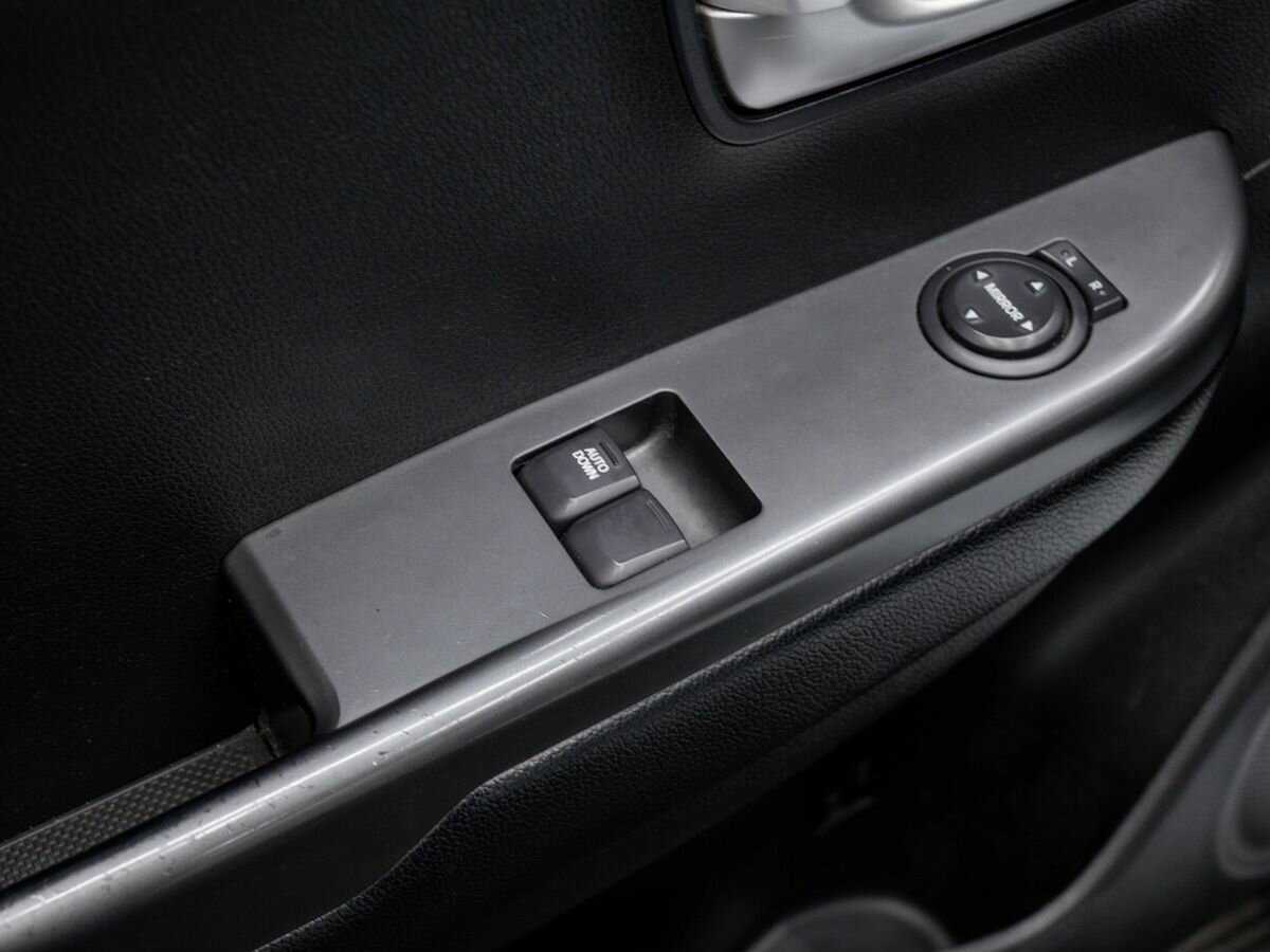 Купить Kia Rio с пробегом. Фото: #14