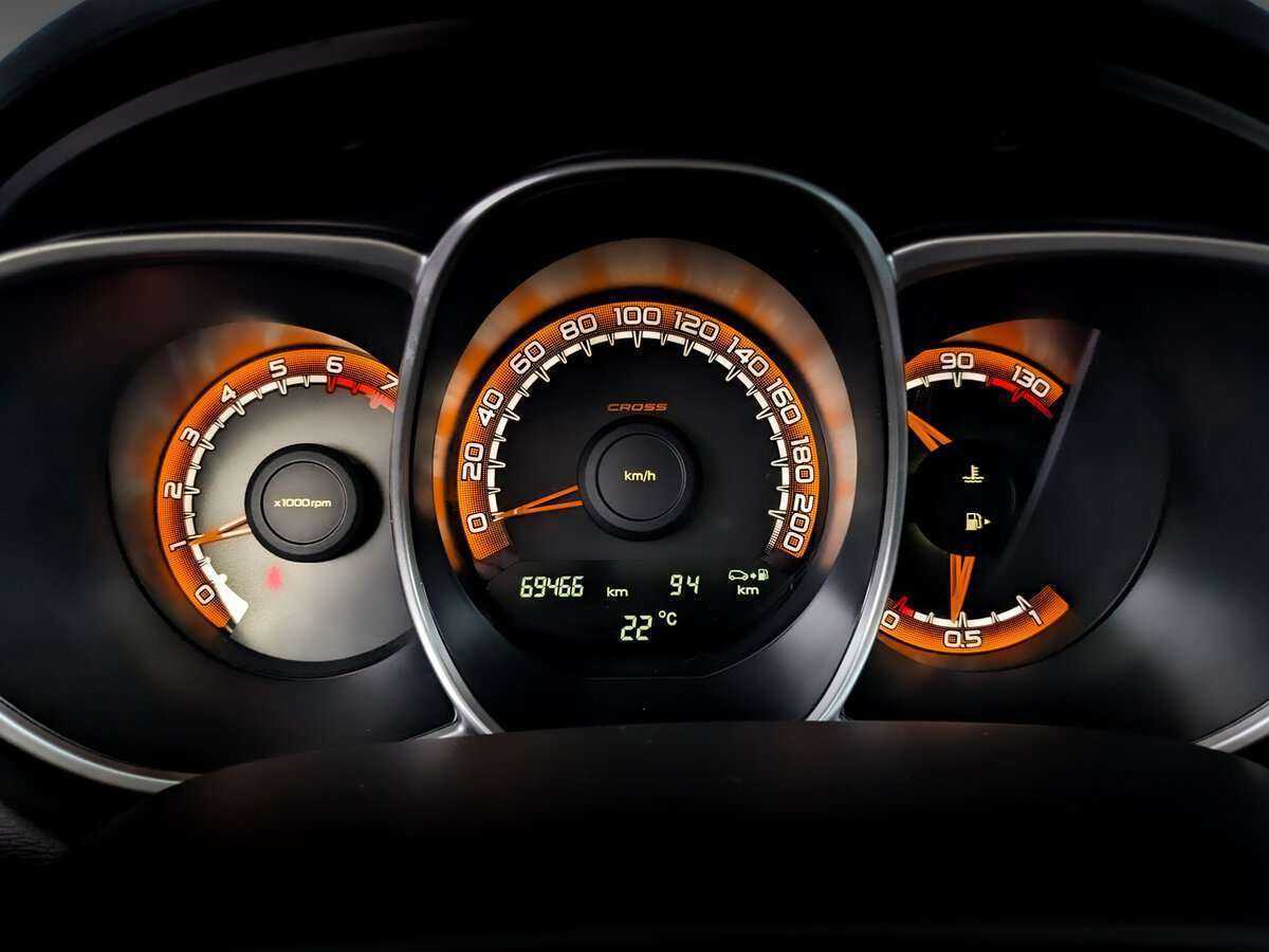 Купить Lada (ВАЗ) Vesta с пробегом. Фото: #10