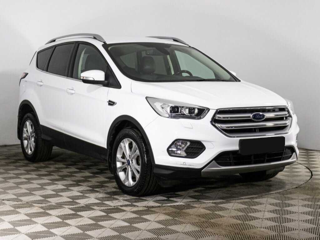 Купить Ford Kuga с пробегом. Фото: #2