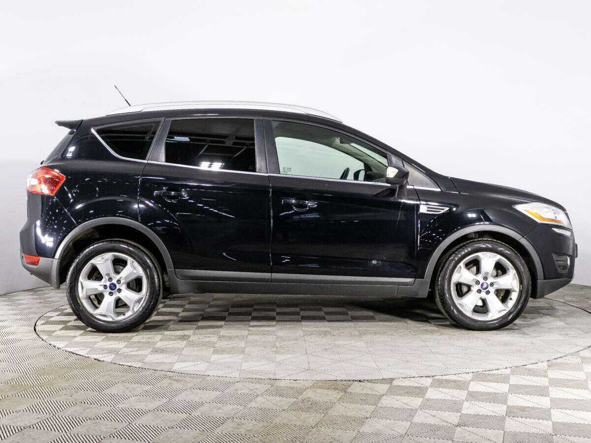 Купить Ford Kuga с пробегом. Фото: #3