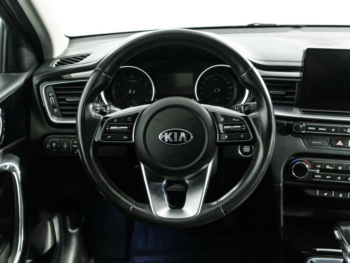 Купить Kia Ceed с пробегом. Фото: #20