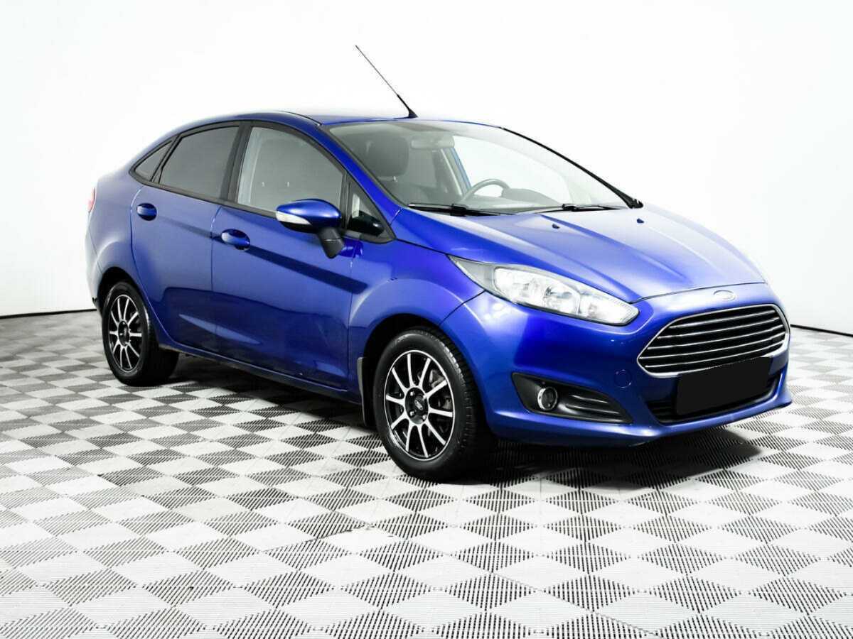 Купить Ford Fiesta с пробегом. Фото: #2