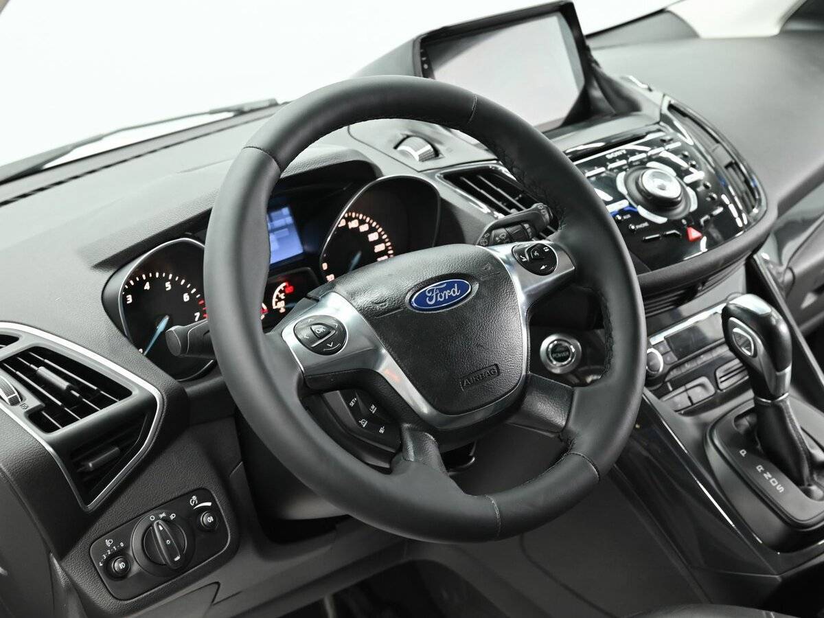 Купить Ford Kuga с пробегом. Фото: #7