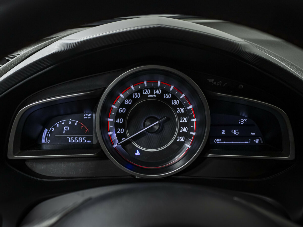Купить Mazda 3 с пробегом. Фото: #8