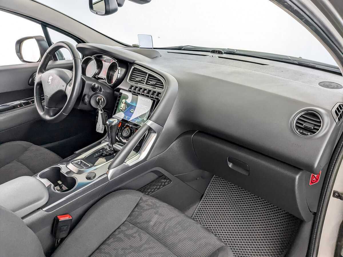 Купить Peugeot 3008 с пробегом. Фото: #10