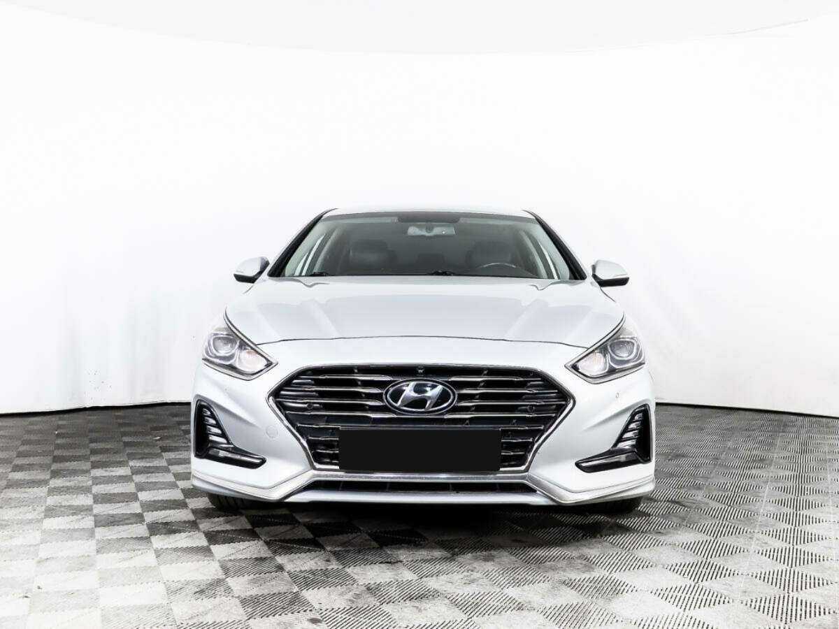 Купить Hyundai Sonata с пробегом. Фото: #1