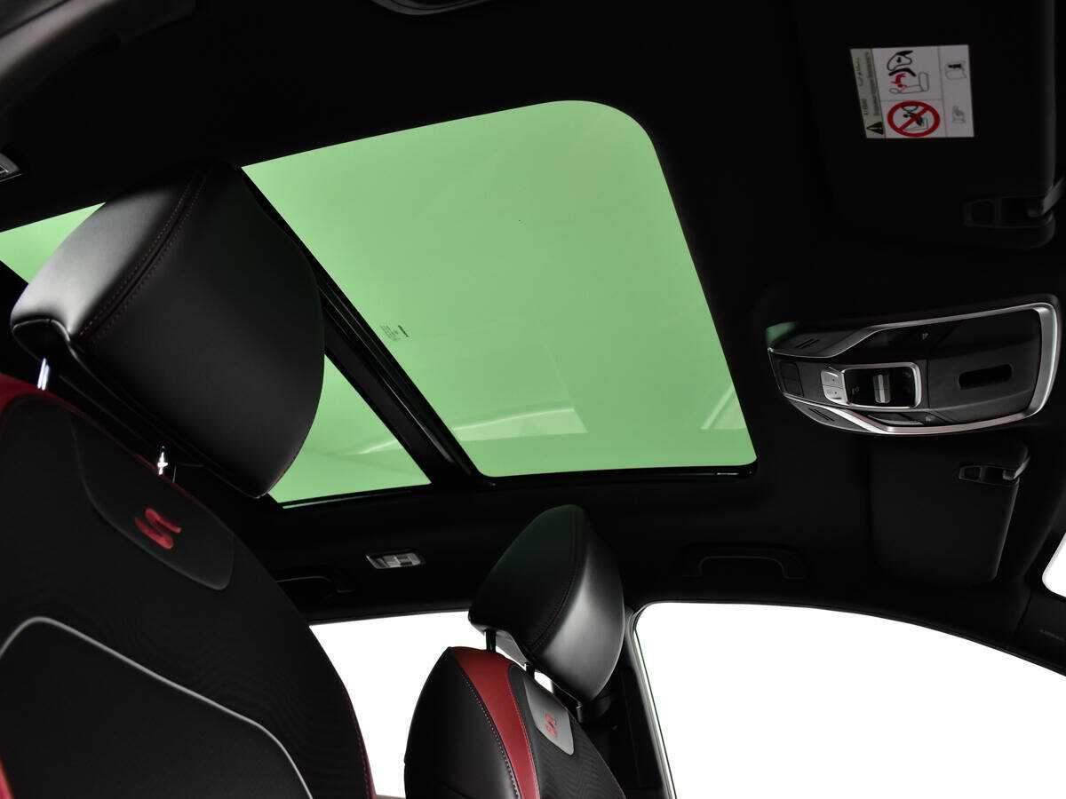 Купить Geely Coolray с пробегом. Фото: #12