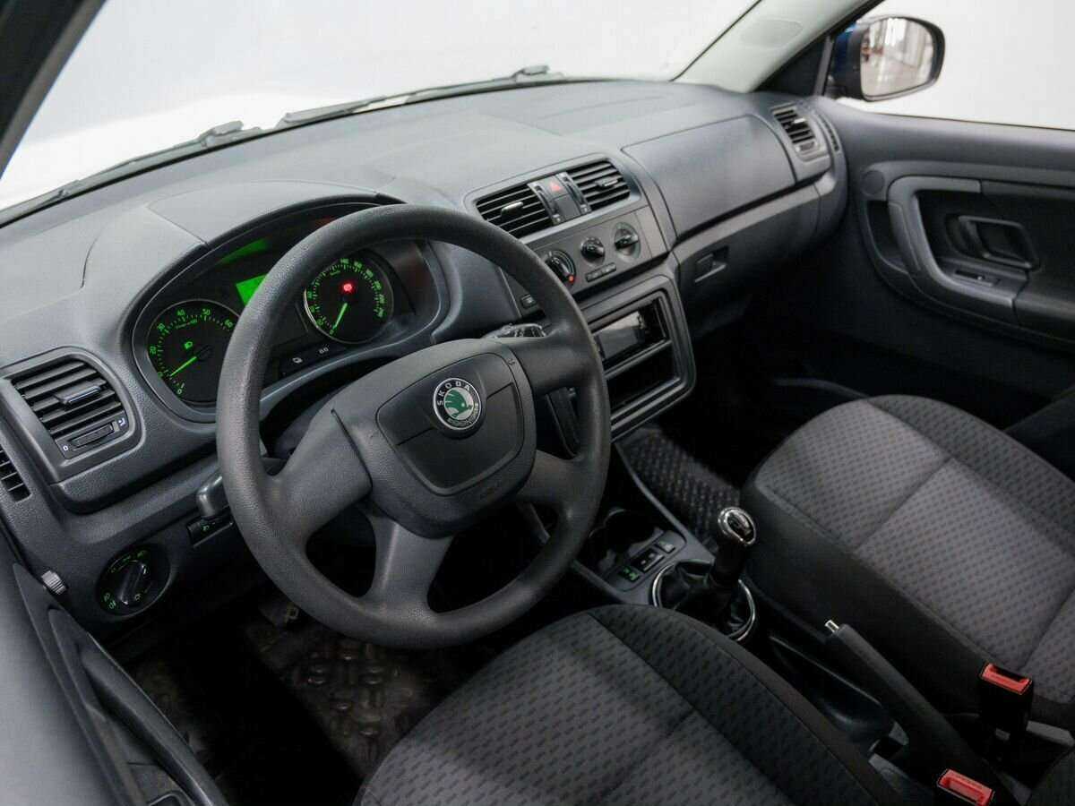 Купить Skoda Fabia с пробегом. Фото: #13