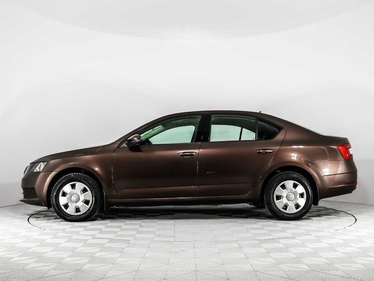 Купить Skoda Octavia с пробегом. Фото: #7