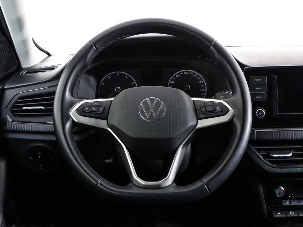 Купить Volkswagen Polo с пробегом. Фото: #8