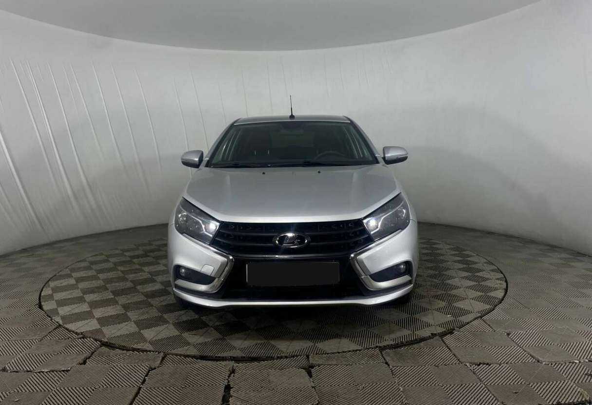 Купить Lada (ВАЗ) Vesta с пробегом. Фото: #1