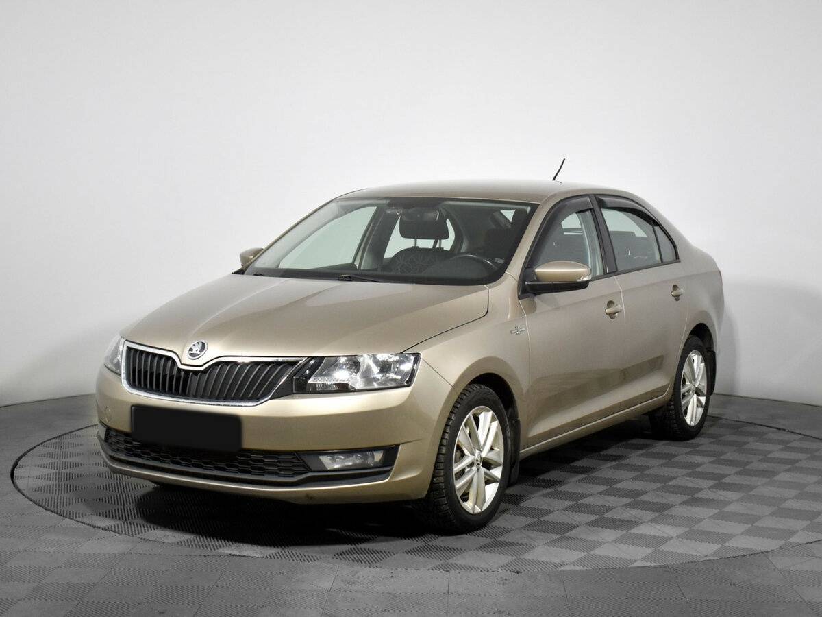 Купить Skoda Rapid с пробегом. Посмотреть фото