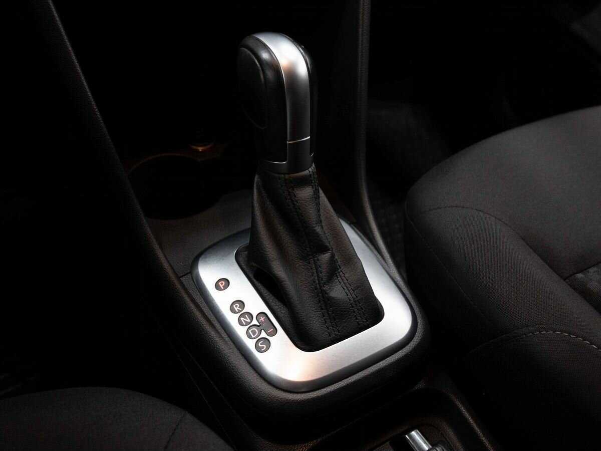 Купить Volkswagen Polo с пробегом. Фото: #20