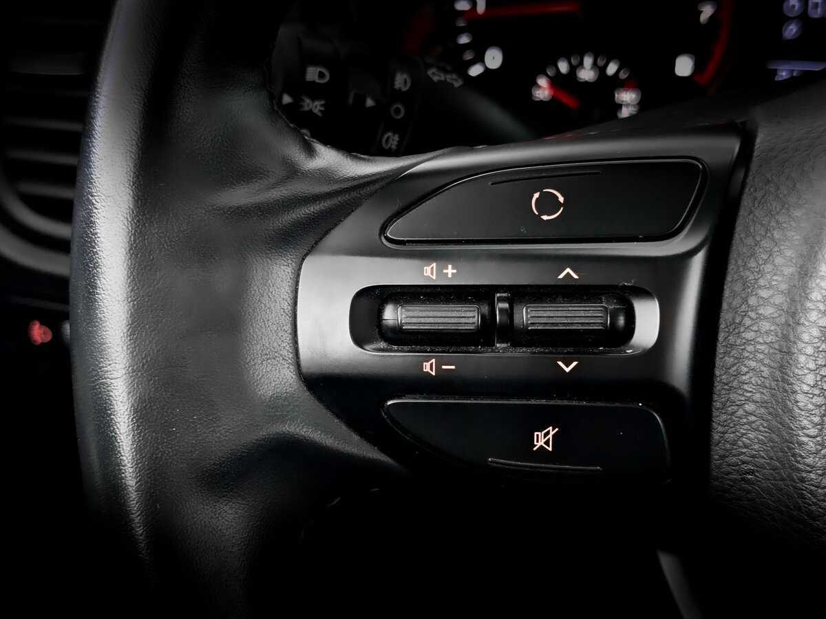 Купить Kia Rio с пробегом. Фото: #24