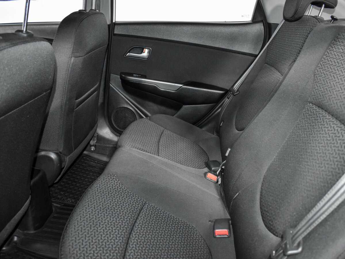 Купить Kia Rio с пробегом. Фото: #15