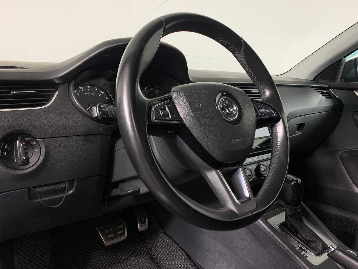 Купить Skoda Octavia с пробегом. Фото: #11