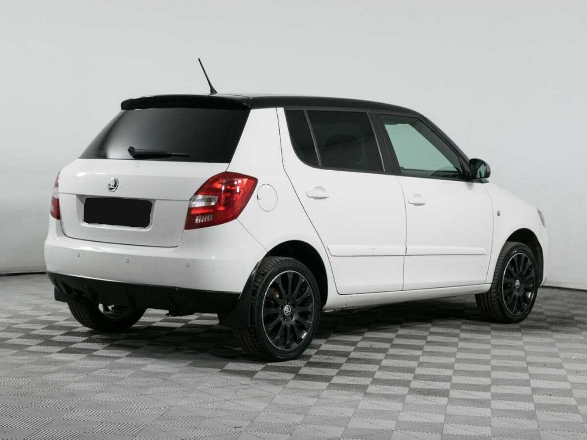 Купить Skoda Fabia с пробегом. Фото: #3