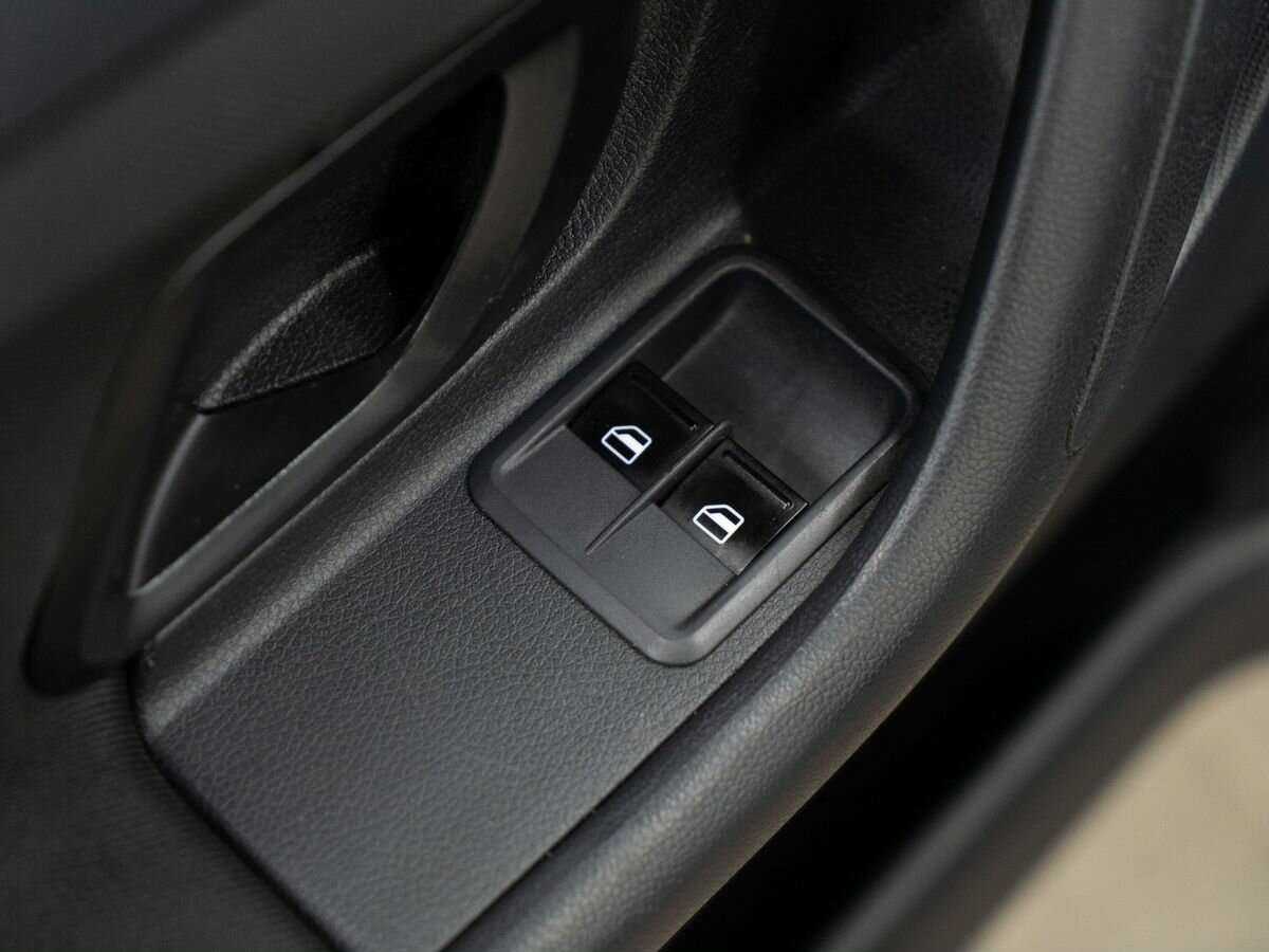 Купить Skoda Fabia с пробегом. Фото: #13